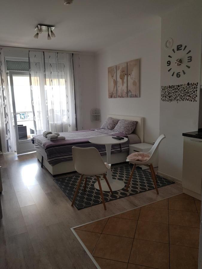 Preziosa Apartment Νόβι Σαντ Εξωτερικό φωτογραφία